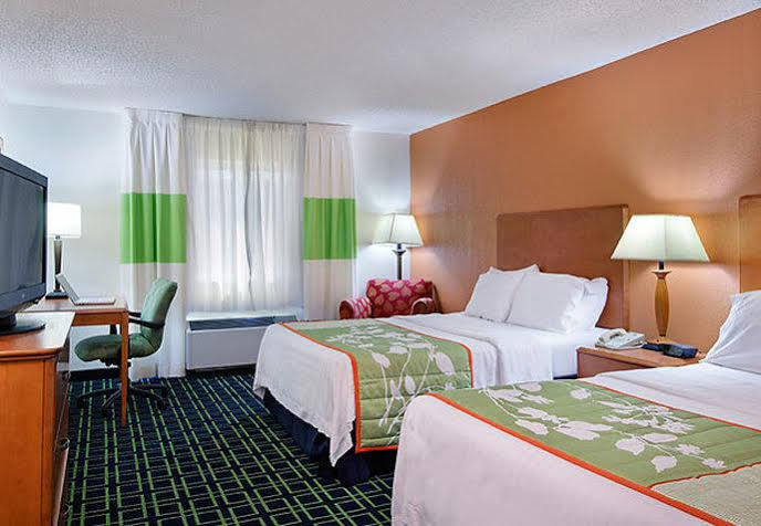 Fairfield Inn And Suites By Marriott Tampa North Temple Terrace Exteriér fotografie